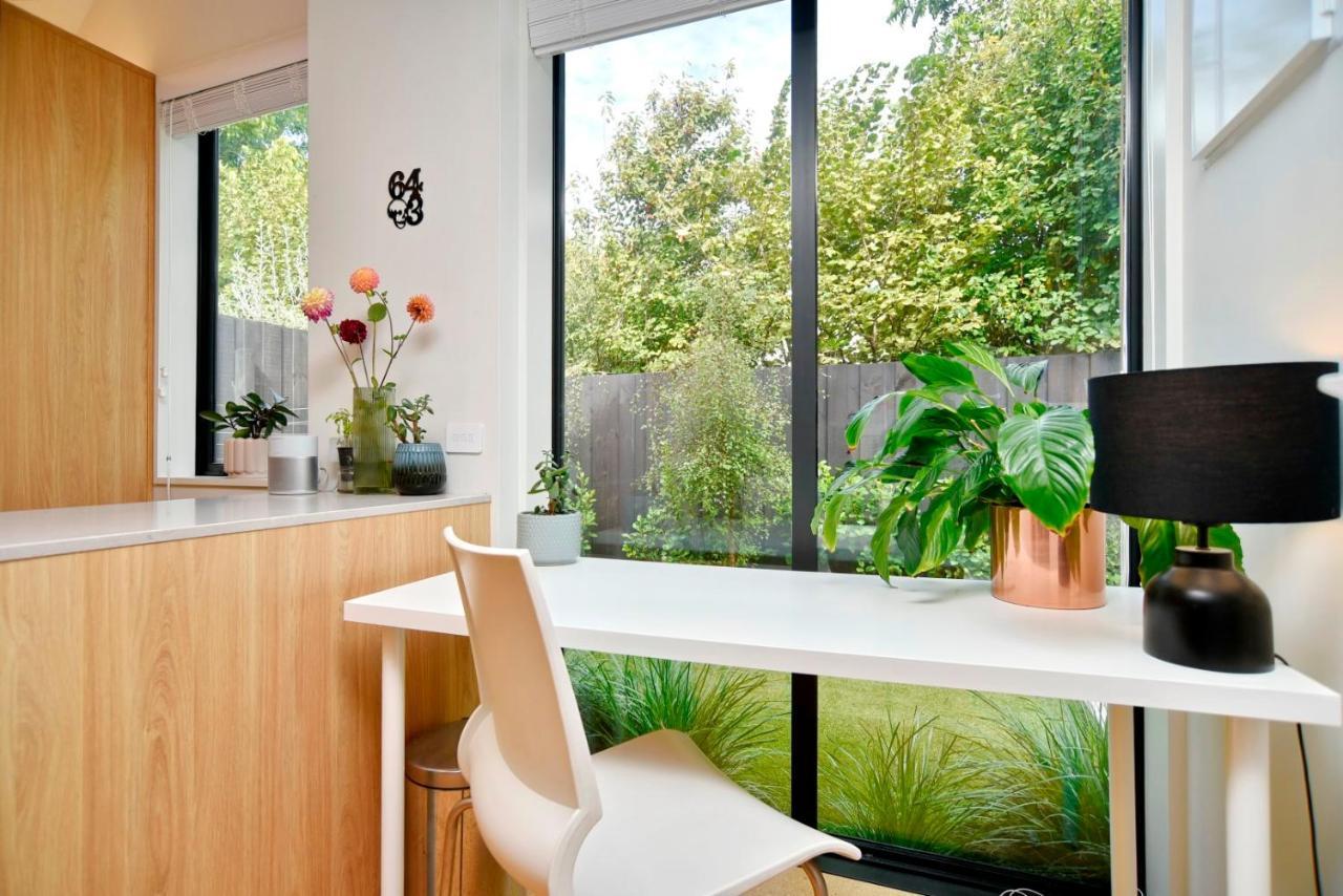 Dickens St - Christchurch Holiday Homes ภายนอก รูปภาพ