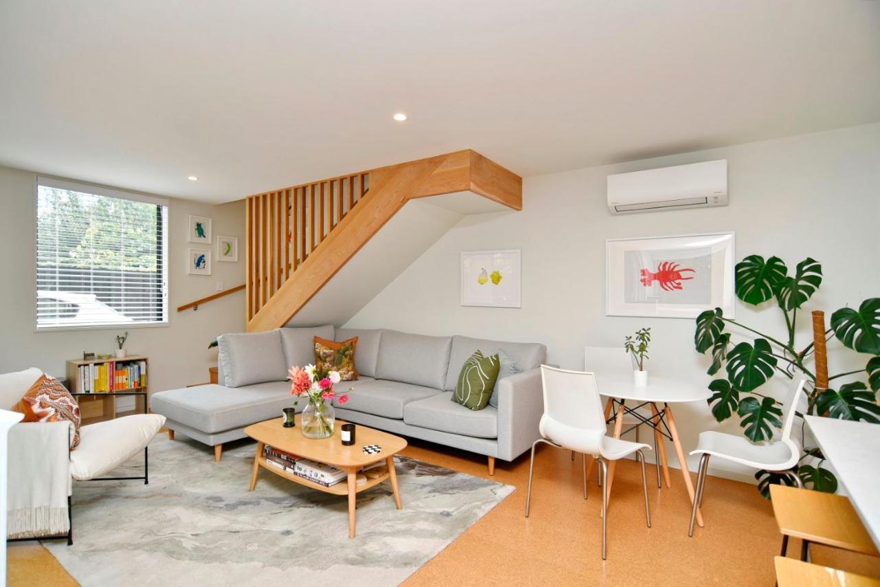 Dickens St - Christchurch Holiday Homes ภายนอก รูปภาพ